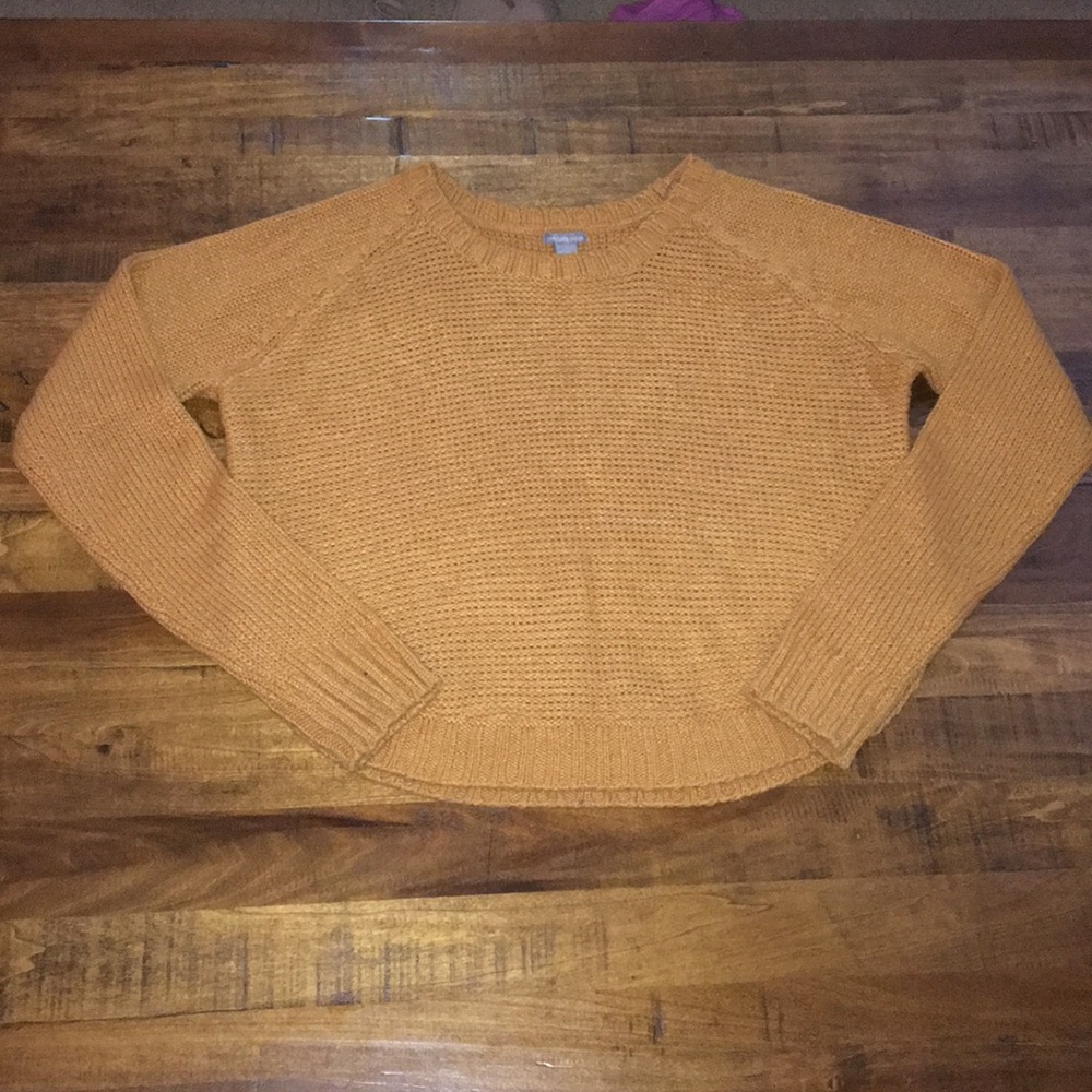 Oversized crop sweater